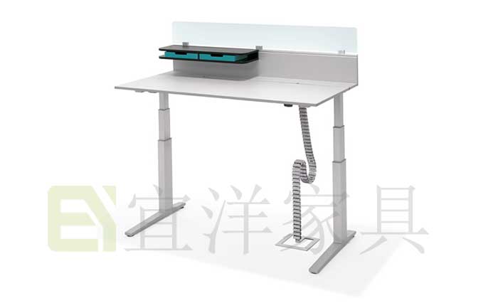 隨著時(shí)代的發(fā)展，越來(lái)越多的人都采用智能辦公家具了，這樣子的話，可能也有一些公司，尤其是一些高端的企業(yè)更是如此，他們知道反正自己都是可以賺到十分多少錢，那為什么不能好好地把這些錢弄到自己的身上呢